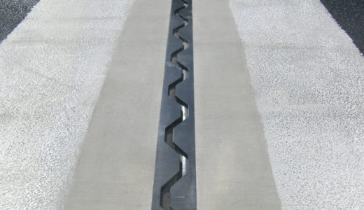 後打ちコンクリートに求める性能とは？伸縮装置を長持ちさせる３つのポイント