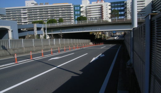 伸縮装置探訪・橋めぐり　～水神大橋取付高架橋～